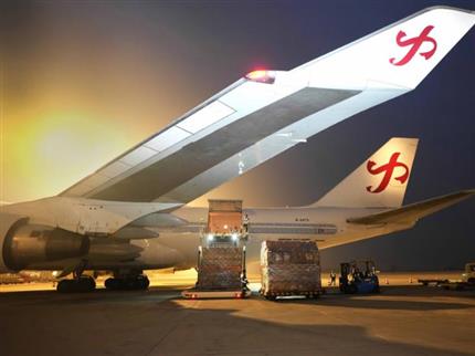 61.1萬噸！鄭州機(jī)場(chǎng)貨運(yùn)量已超去年 “雙貨航”支撐鄭州樞紐貨運(yùn)再突破